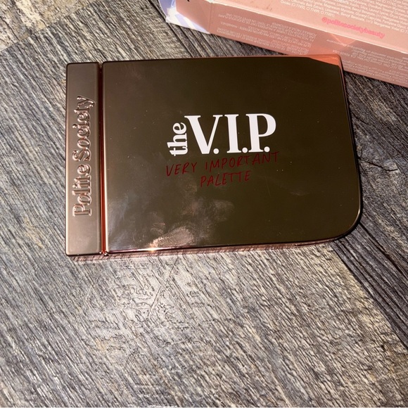 NWT Polite Society Eyeshadow Palette The VIP (Very Important Palette) NEW - Picture 7 of 10
